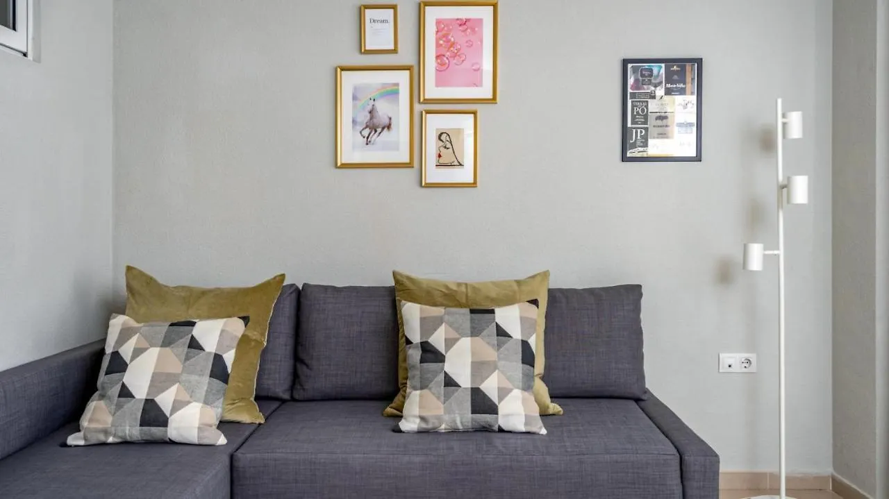 Daire Coastal Charm Cozy Studio In Benalmádena