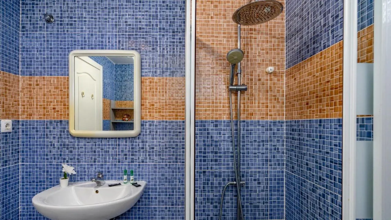 Coastal Charm Cozy Studio In Benalmádena Daire